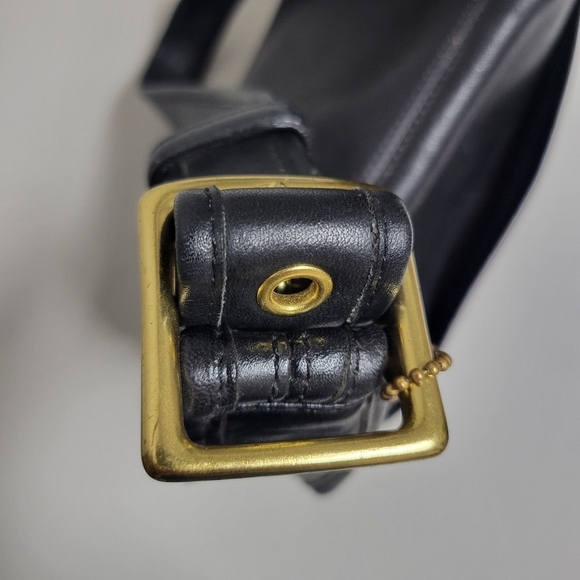 Coach 9718 Vintage Legacy Leather Flap Saddle Shoulder Bag. - Picture 11 of 15